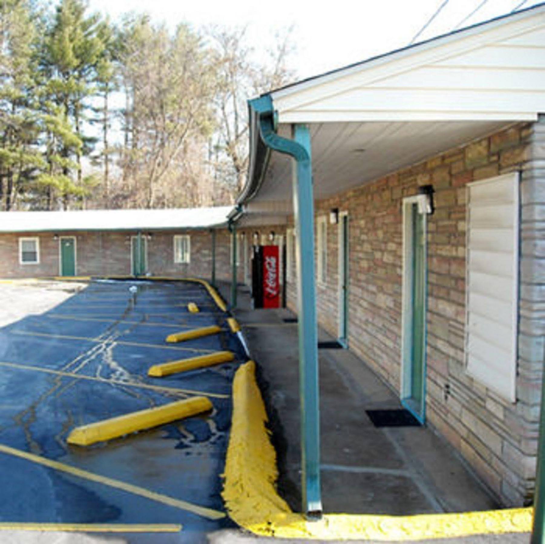 Whispering Pines Motel - Asheville Exterior foto